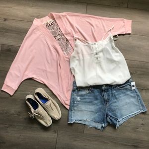 NWT Gap Mid Rise 3" Distressed Denim Shorts